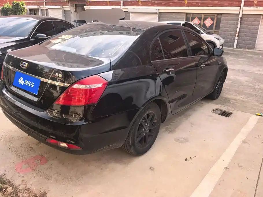 Geely Emgrand — миниатюра 3