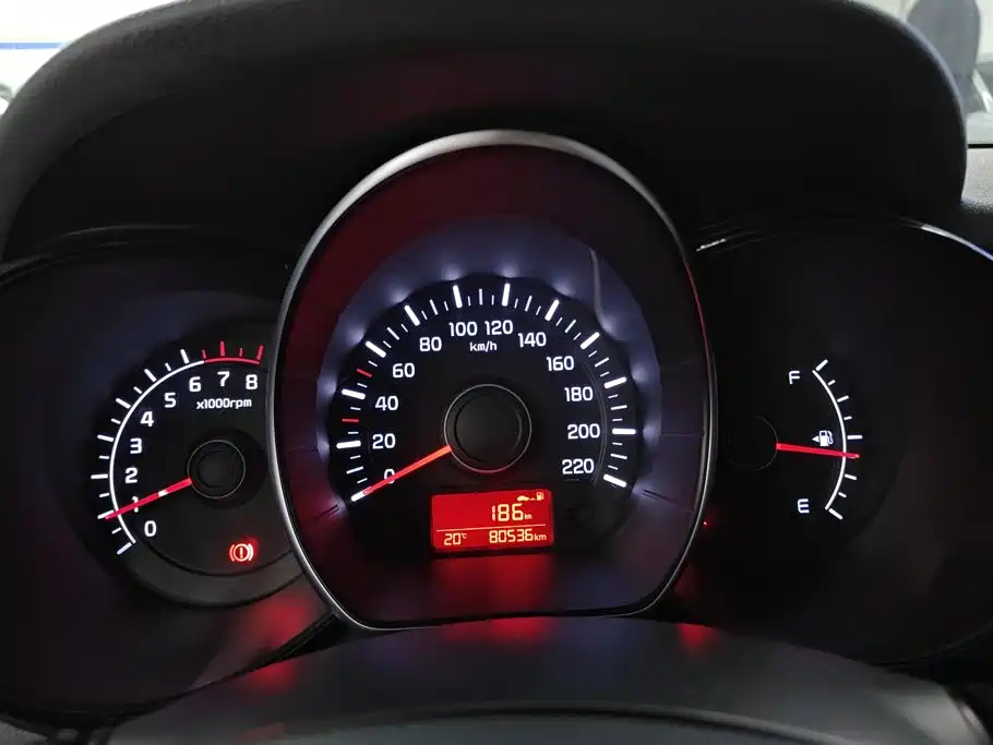 Kia K2 — миниатюра 14