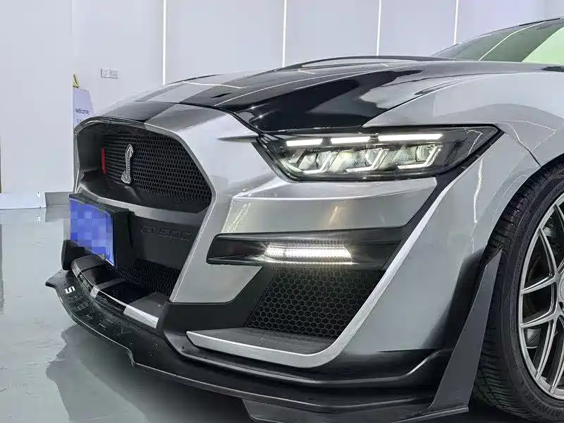 Ford Mustang — миниатюра 4