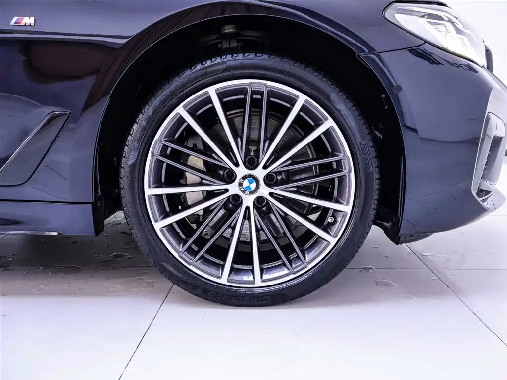 BMW 5 Series 5 2023 530Li Lead M Sport