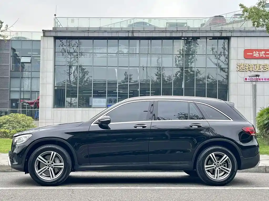Mercedes-Benz GLC — миниатюра 3