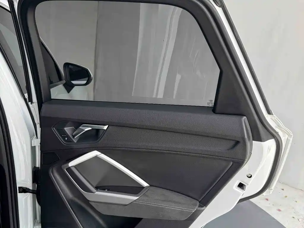 Audi Q3 — миниатюра 40