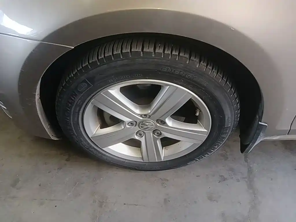 Volkswagen Golf — миниатюра 23
