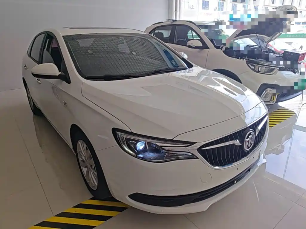 Buick Excelle — миниатюра 4