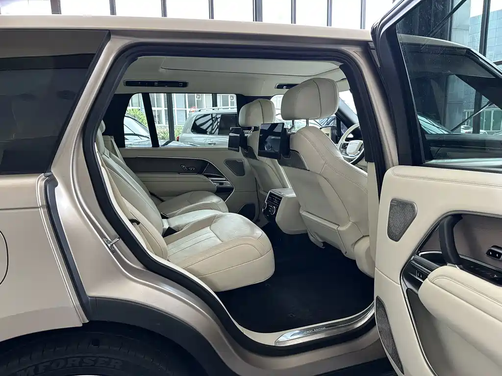 Land Rover Range Rover — миниатюра 11