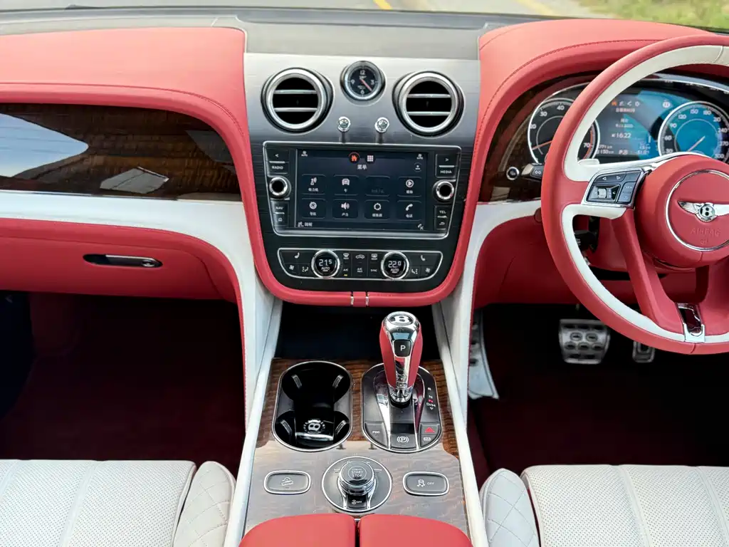 Bentley Bentayga — фотографии объявления, Фото 15