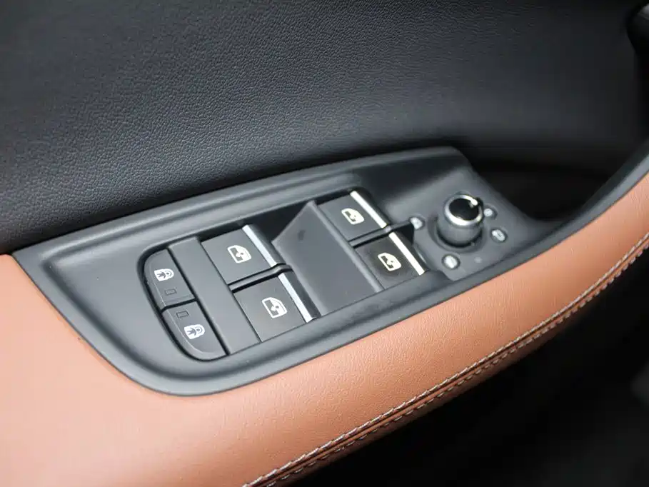 Audi Q7 — миниатюра 13