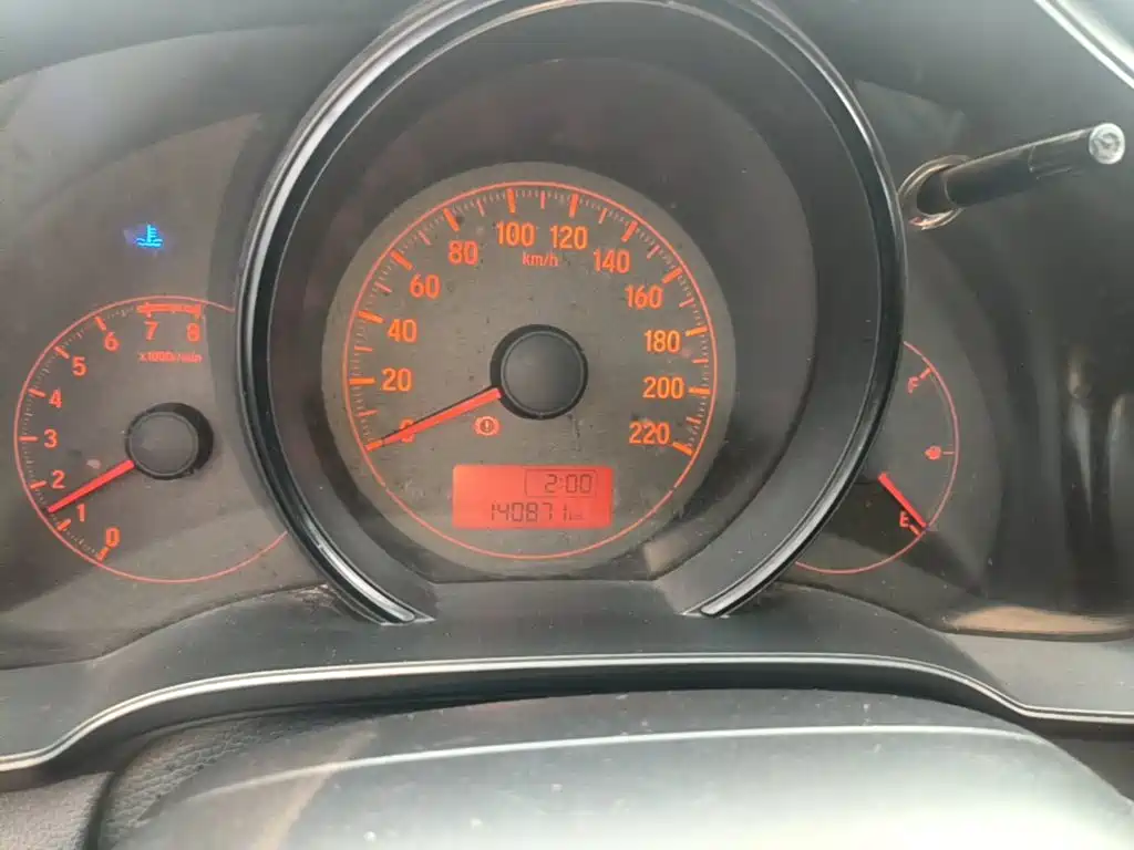 Honda Fit — миниатюра 12
