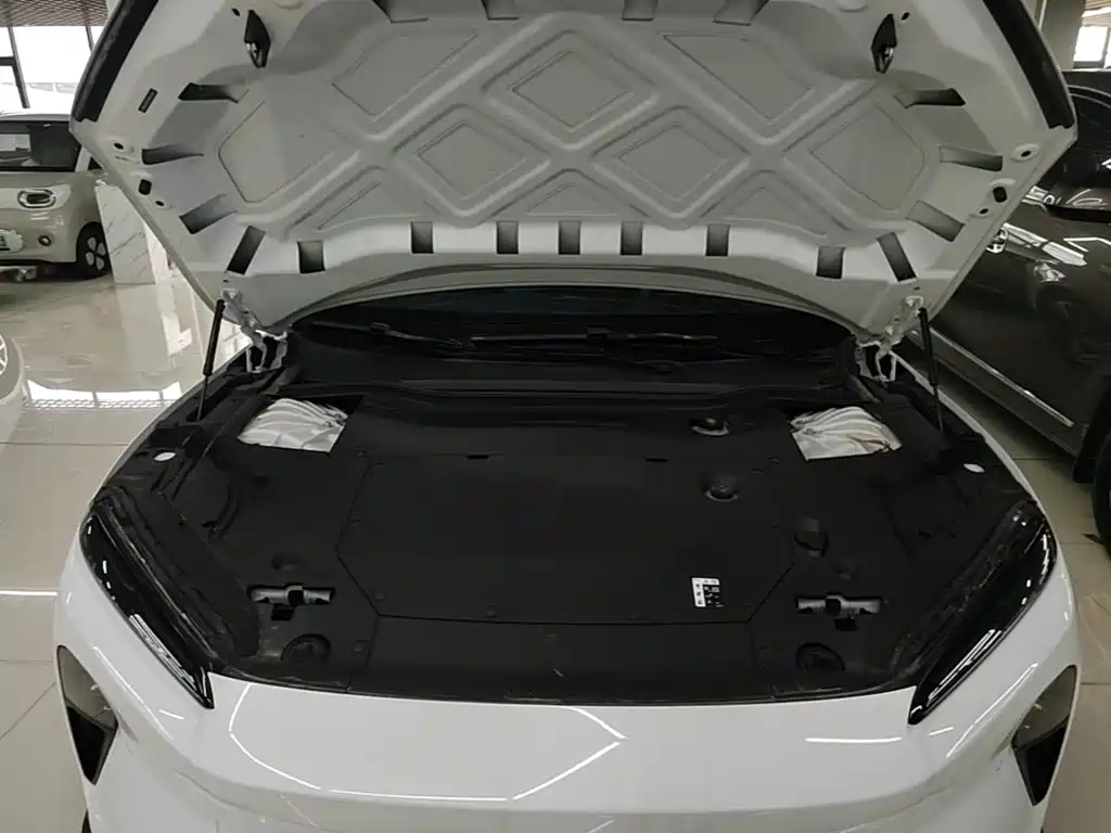 NIO ET5 — миниатюра 20