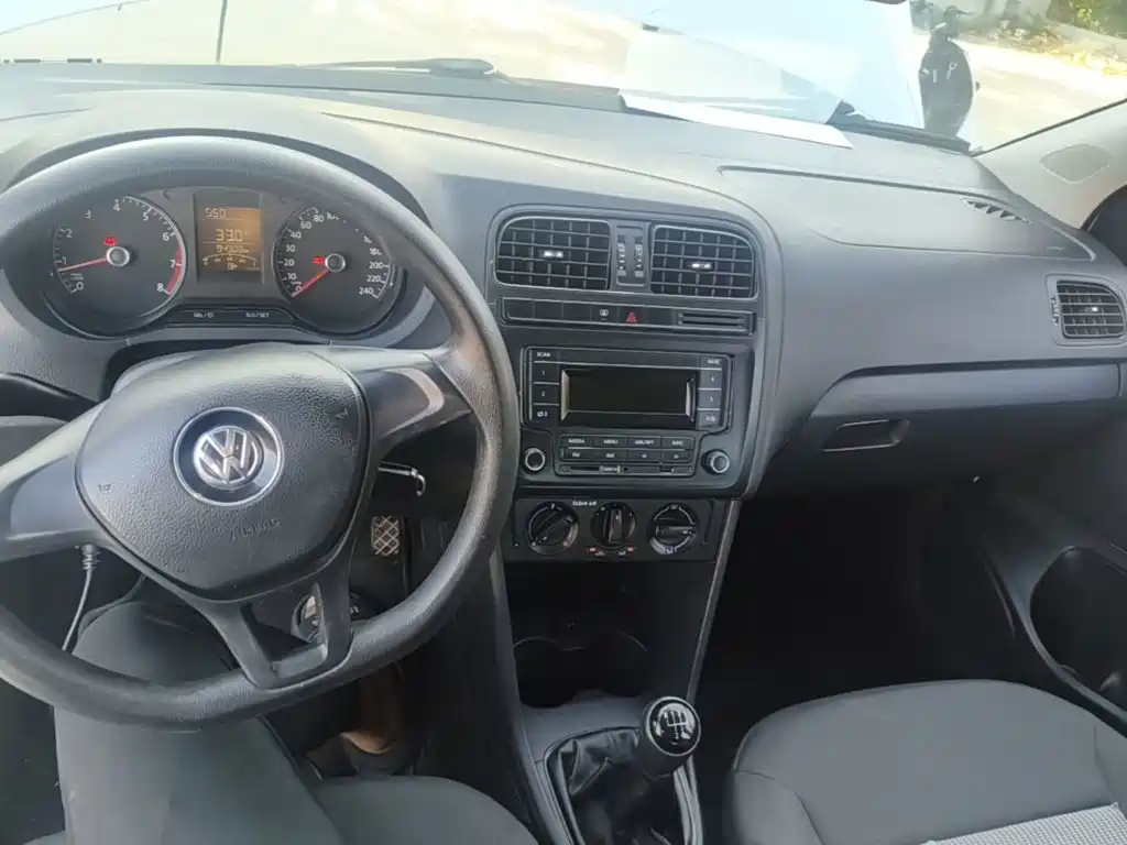 Volkswagen Polo — миниатюра 10