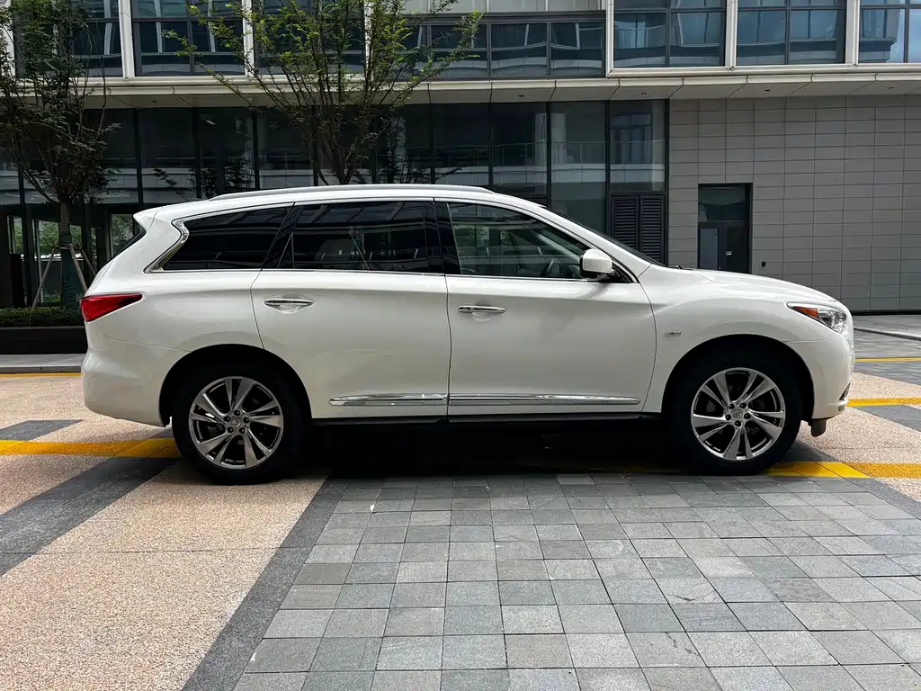 Infiniti JX — миниатюра 29