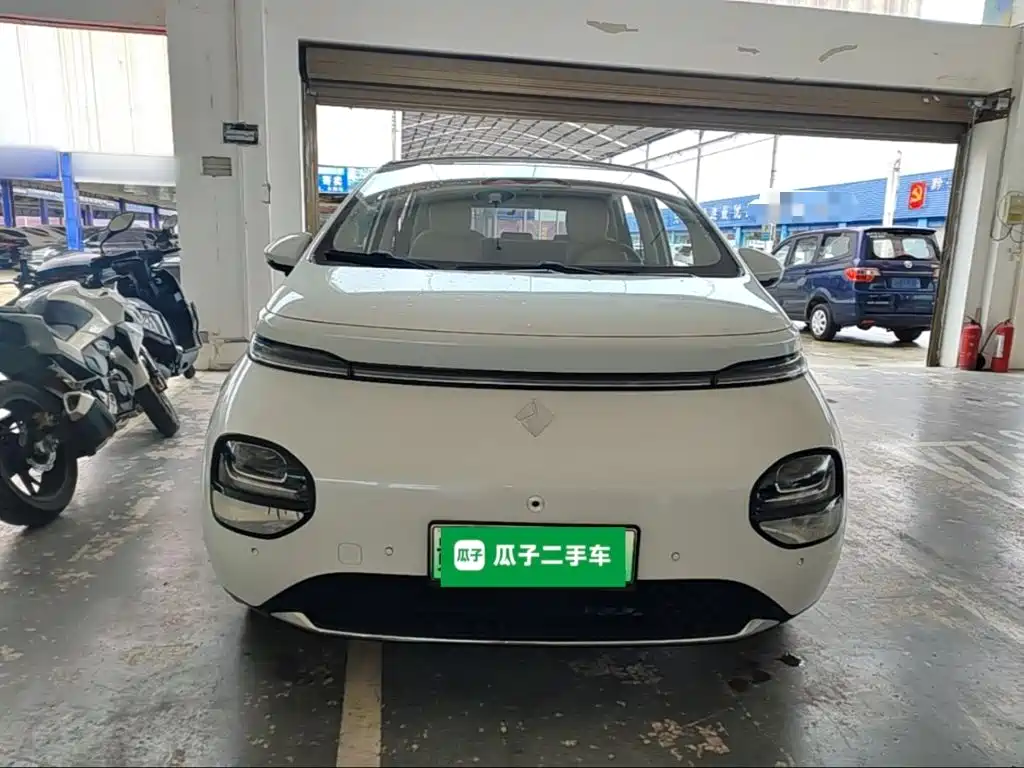 Baojun Yunduo — миниатюра 3