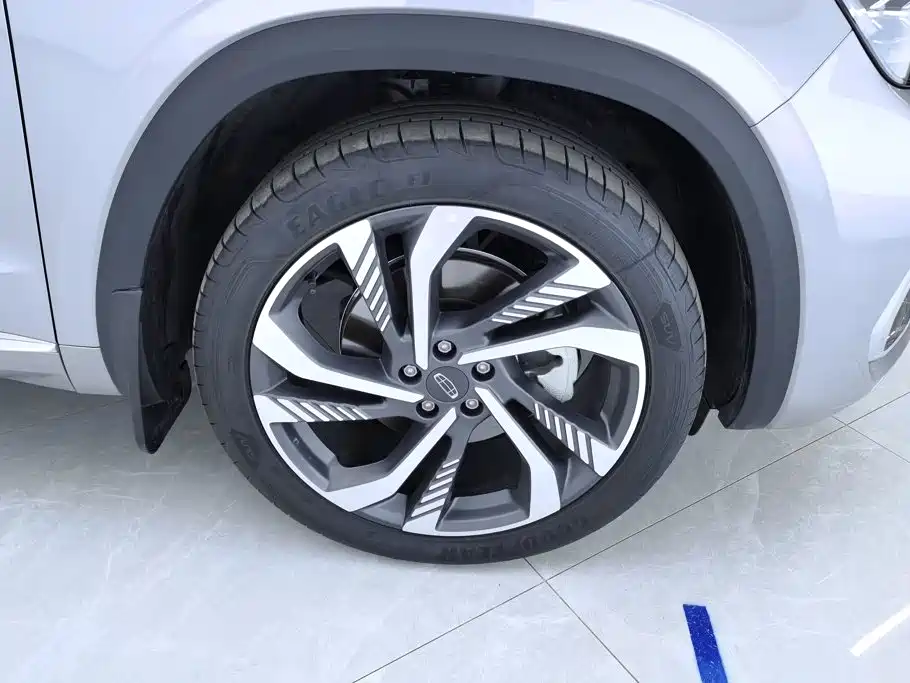 Geely Xingyue L — миниатюра 6