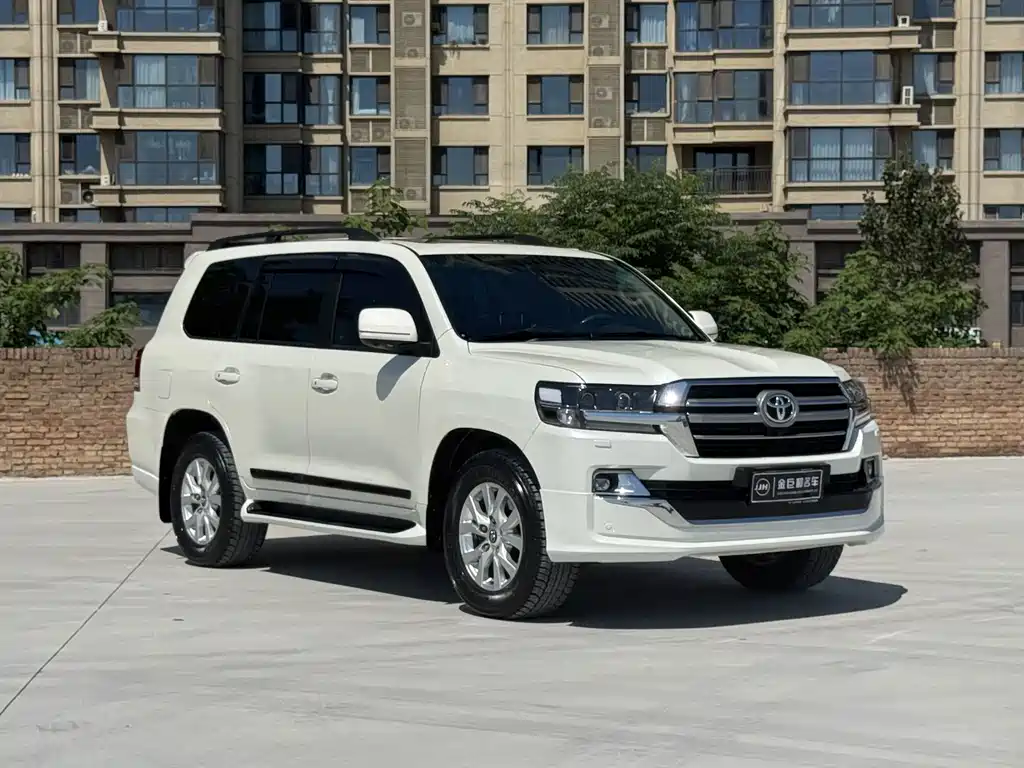 Toyota Land Cruiser — миниатюра 3