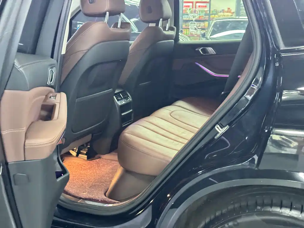 BMW X5 (Import) — миниатюра 11