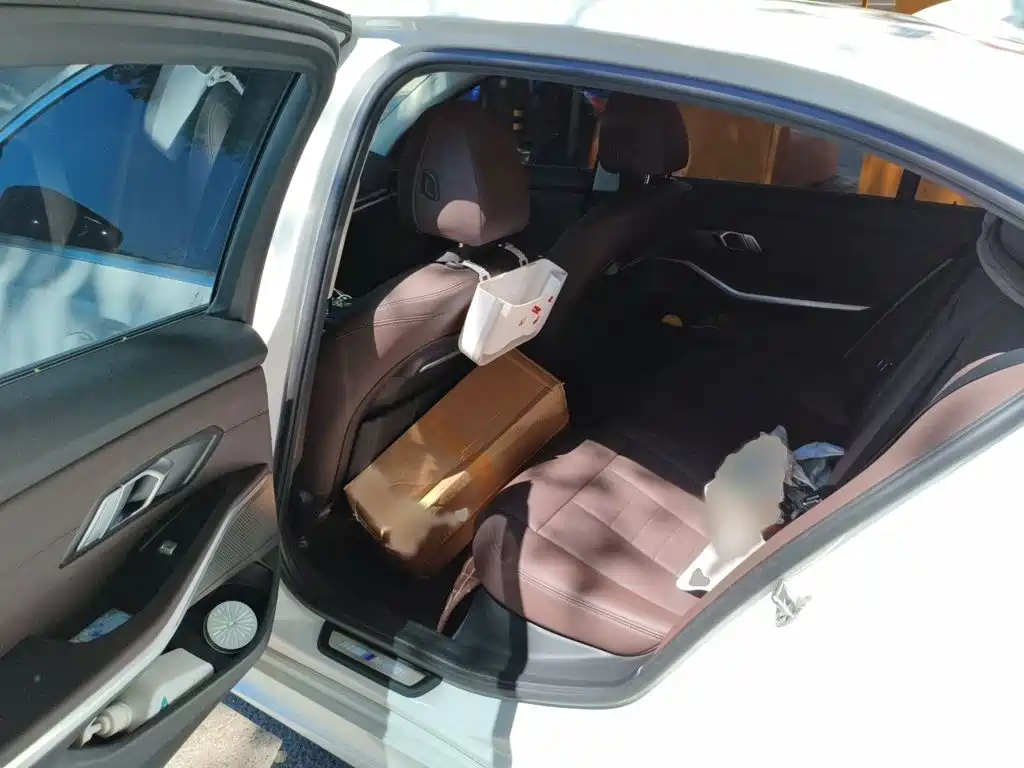 BMW 3 Series — миниатюра 15