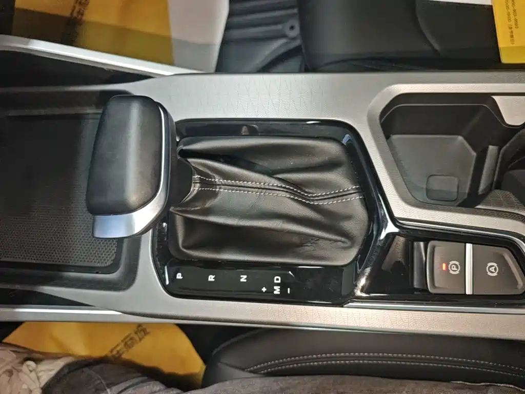 Geely Emgrand — миниатюра 14