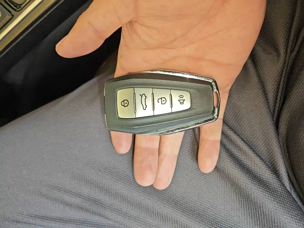 Geely Emgrand — миниатюра 9