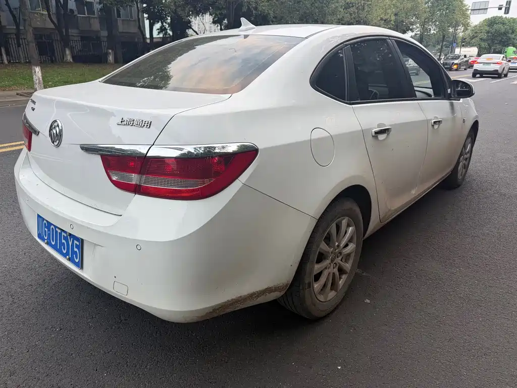 Buick Excelle — миниатюра 6
