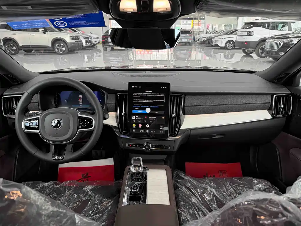 Volvo S90 — миниатюра 5