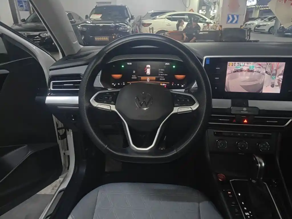 Volkswagen Lavida — миниатюра 11