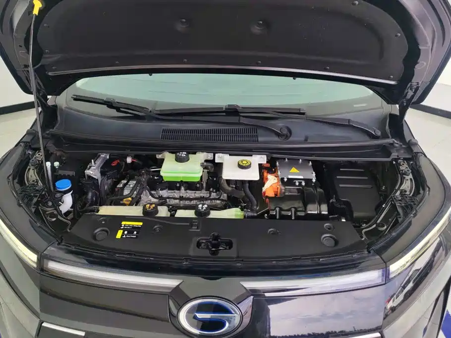 GAC Motor 传祺E8 PHEV — миниатюра 10