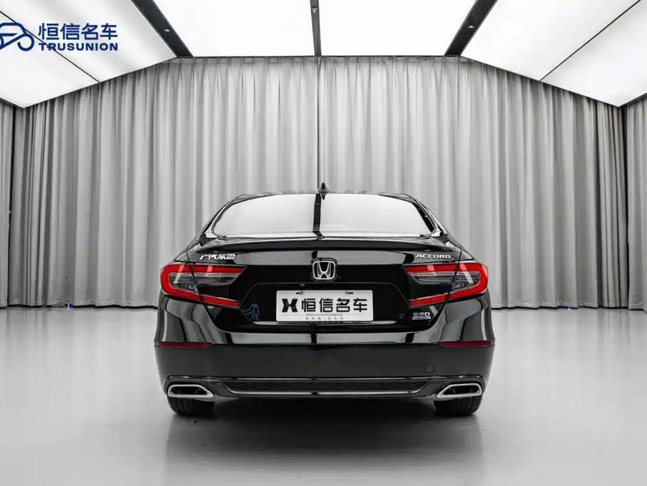 Honda Accord — миниатюра 6
