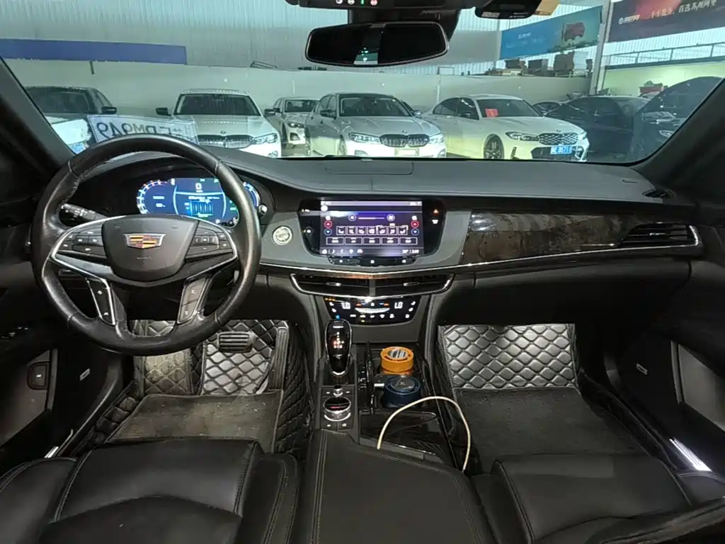 Cadillac CT6 — миниатюра 10