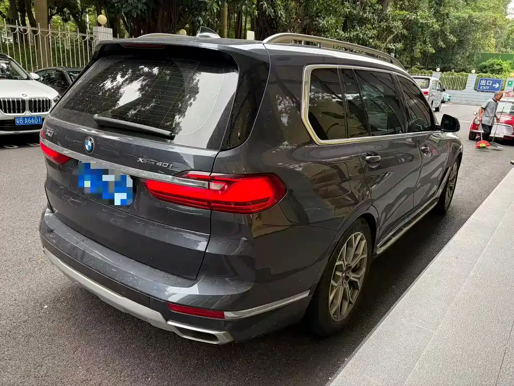 BMW X7 — миниатюра 4