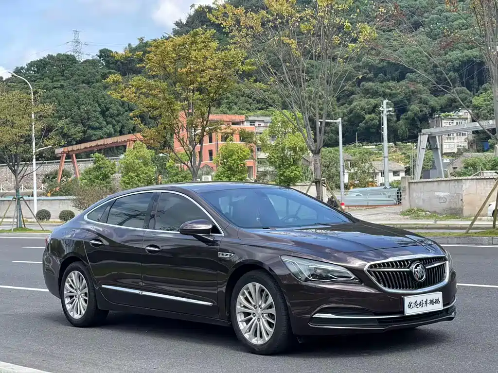Buick LaCrosse 2018