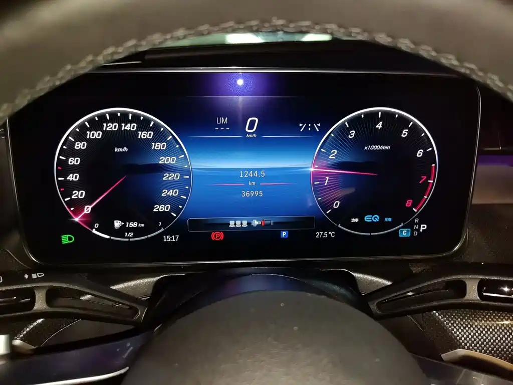 Mercedes-Benz C-Class — миниатюра 7