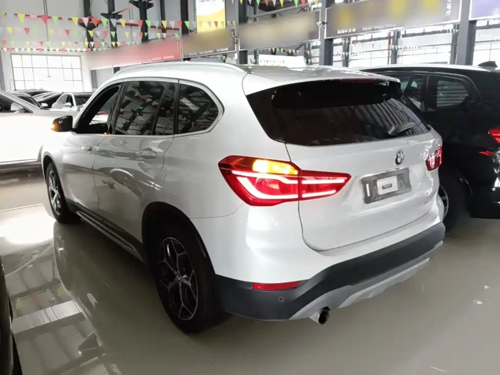 BMW X1 — миниатюра 5