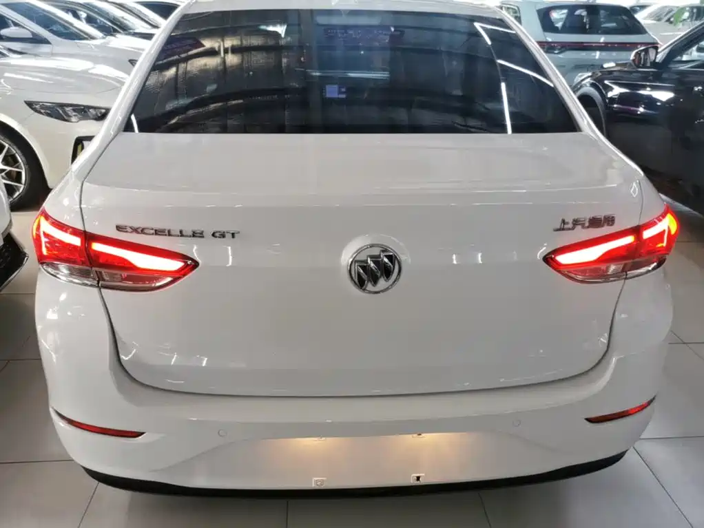 Buick Excelle — миниатюра 6