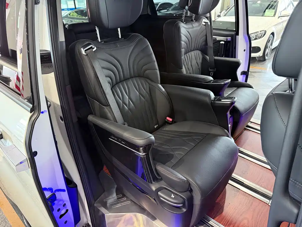 GAC Motor Trumpchi M8 — миниатюра 9