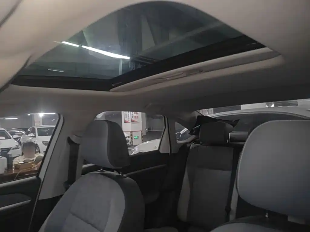 Volkswagen Lavida — миниатюра 18