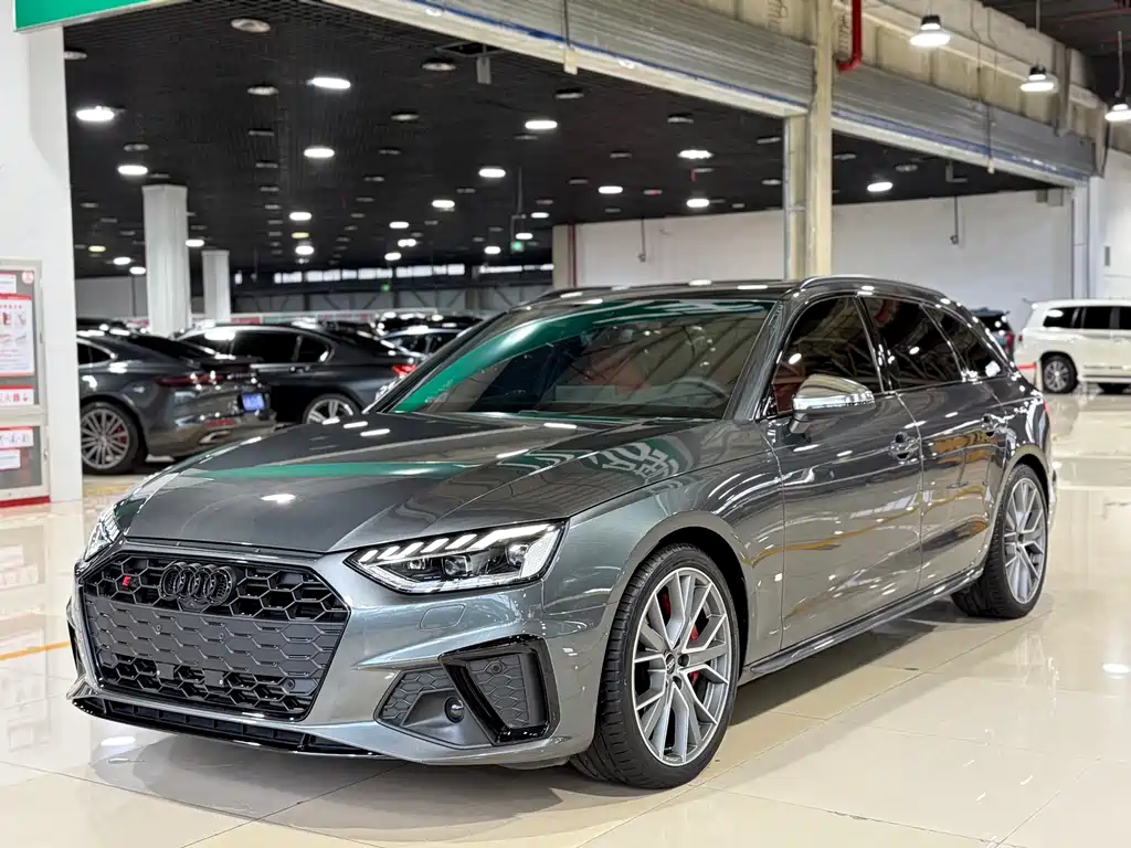 Audi S4 2025