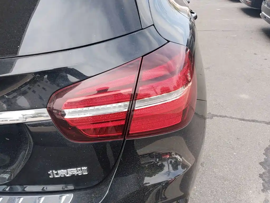 Mercedes-Benz GLA — миниатюра 8