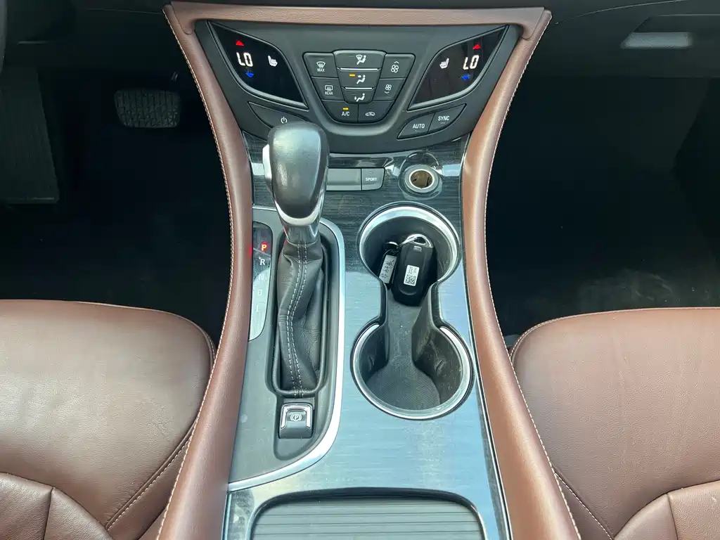 Buick Envision Plus — миниатюра 19