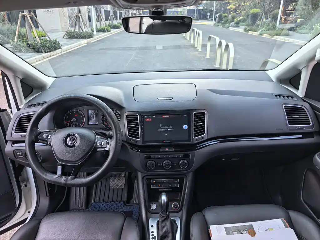 Volkswagen Sharan — миниатюра 11
