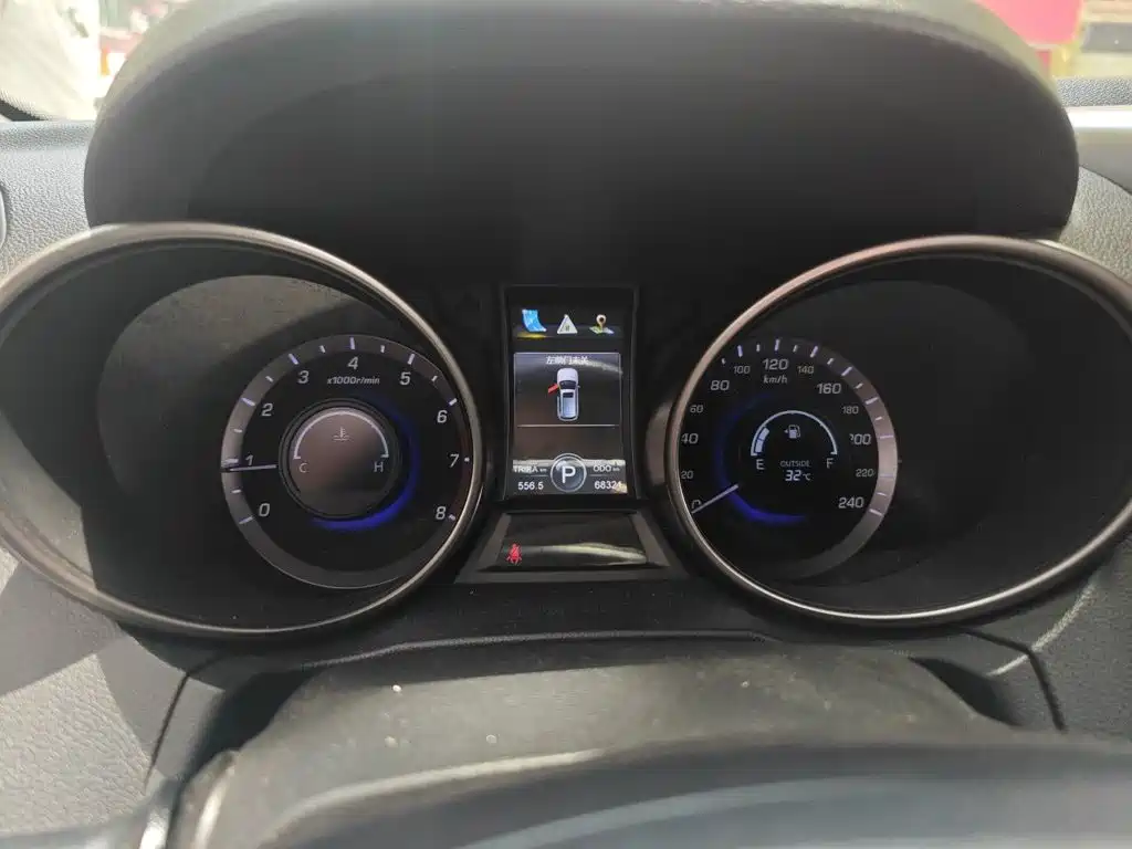 Changan CS75 — миниатюра 8