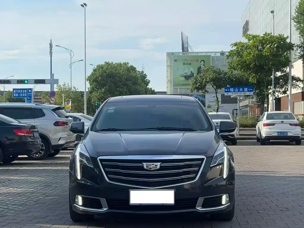 Cadillac XTS — миниатюра 2