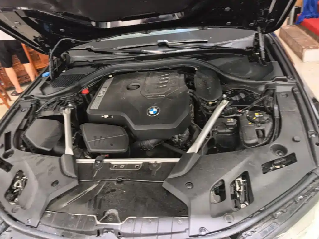 BMW 5 Series — миниатюра 20