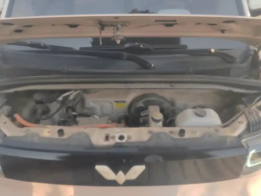 Wuling MINIEV — миниатюра 10