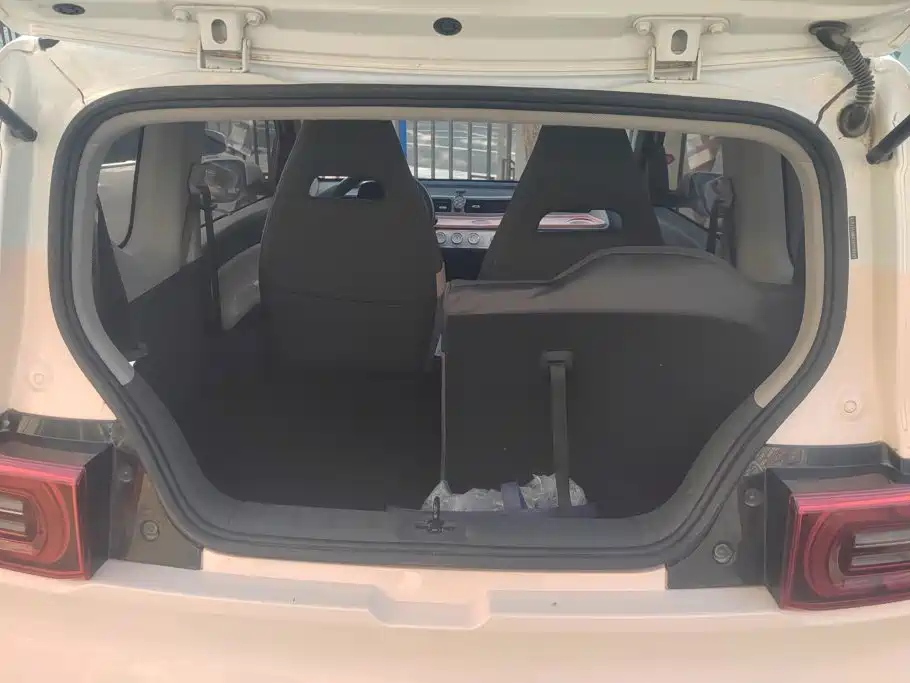 Wuling MINIEV — миниатюра 4
