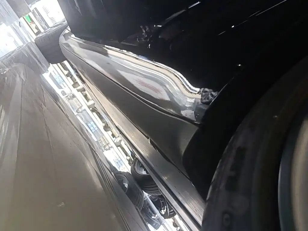 Tesla Model 3 — миниатюра 22