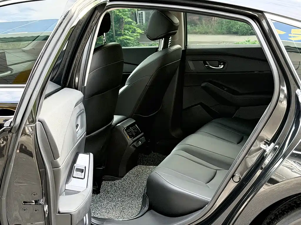 Honda Inspire — миниатюра 8
