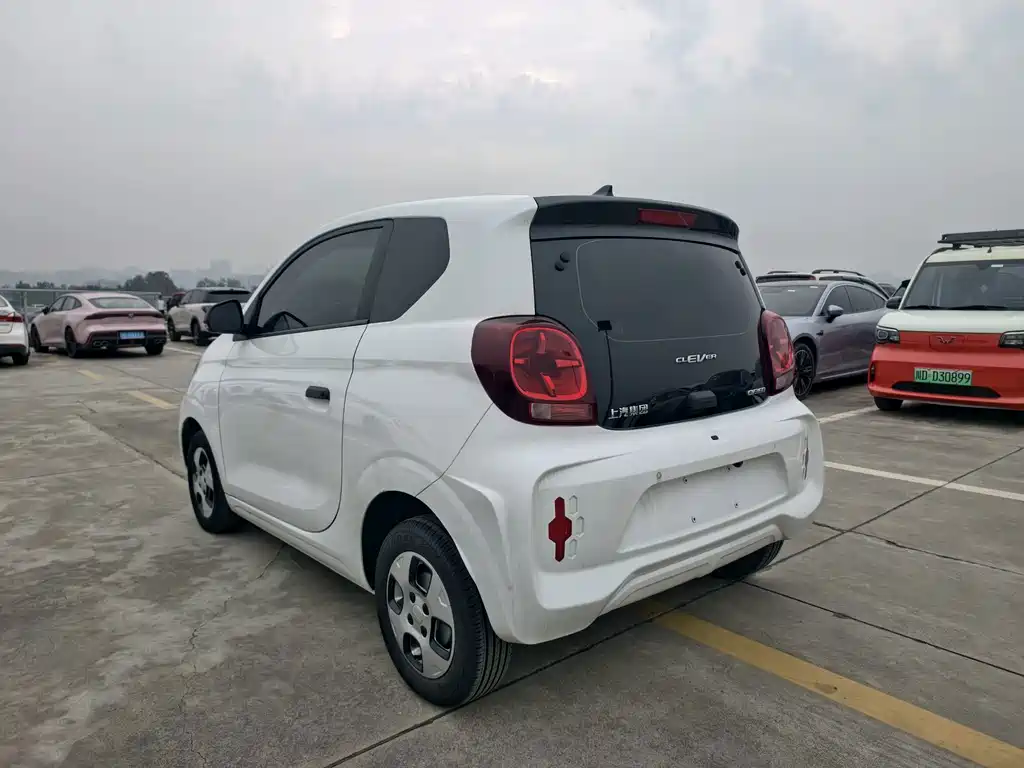 Roewe Clever — миниатюра 3