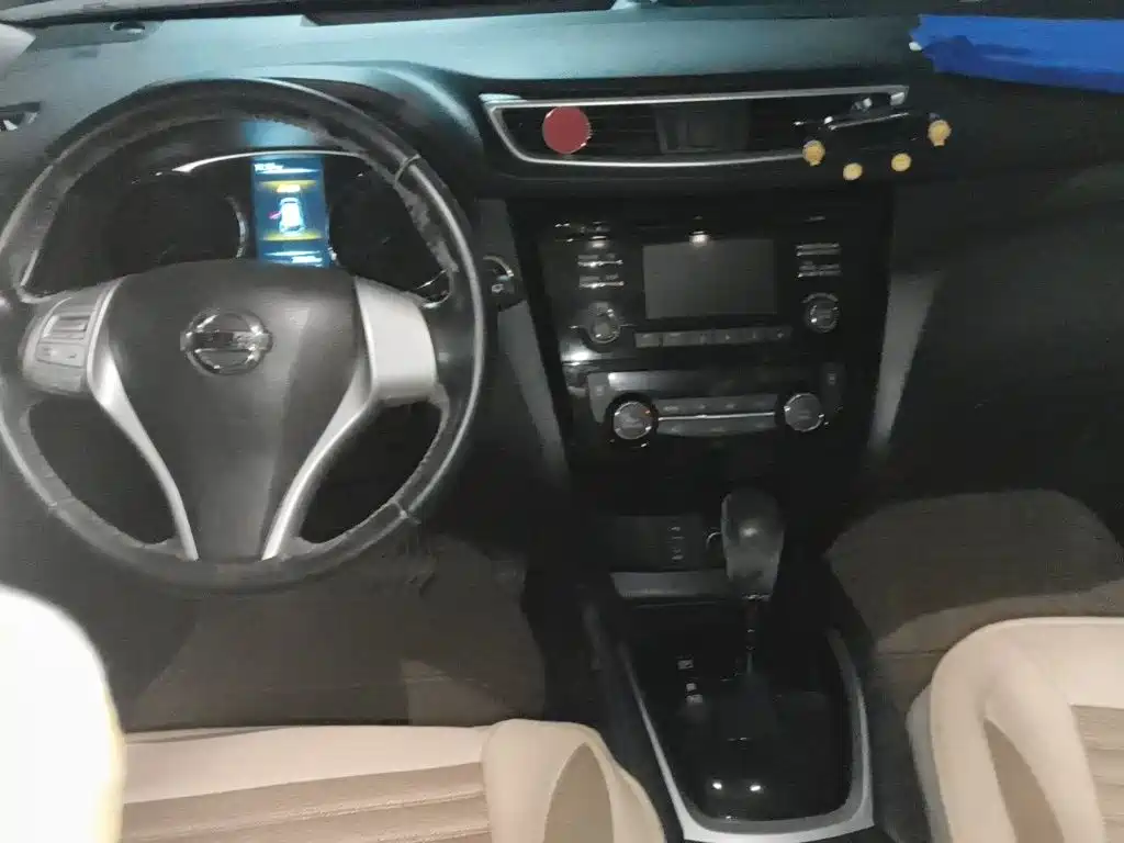 Nissan X-Trail — миниатюра 5