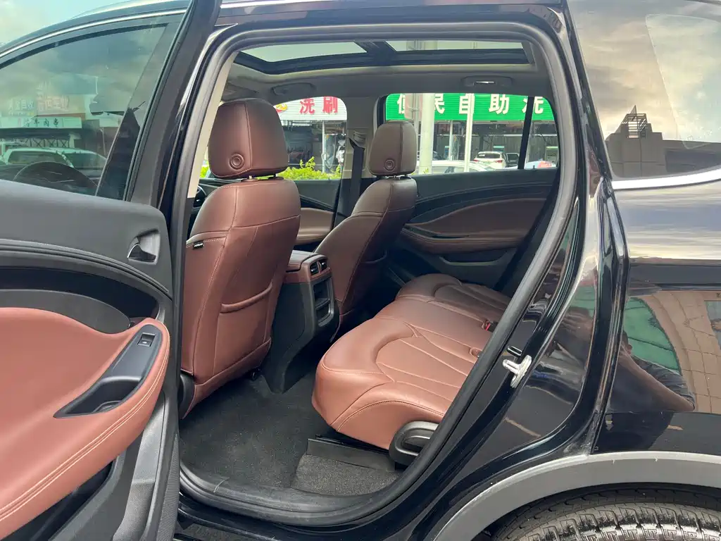 Buick Envision Plus — миниатюра 12
