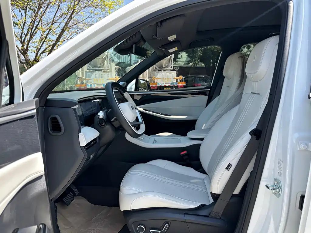 GEELY GALAXY GALAXY L7